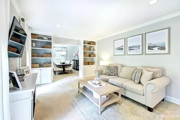 4710 Mcalpine Farm RD, Charlotte, NC 28226