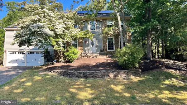 5 WEXFORD TER, Voorhees, NJ 08043