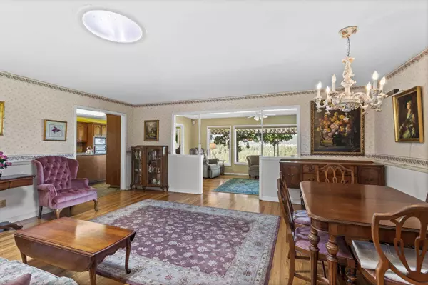 2007 N Hemlock St, Spokane, WA 99205