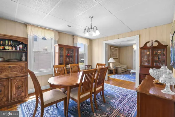 4806 HADDON, Baltimore, MD 21207