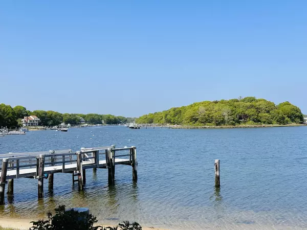 245 Edgewater Drive, Falmouth, MA 02540