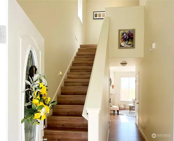 4019 NE 14th PL, Renton, WA 98056