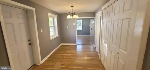 169 SILVER LAKE DR, Clementon, NJ 08021