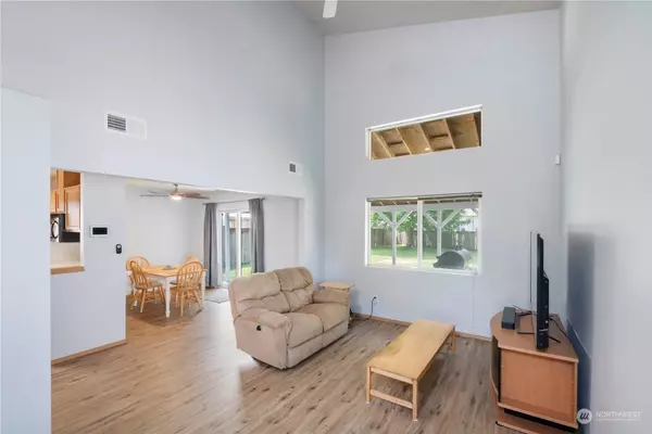 19910 14th AVE E, Spanaway, WA 98387