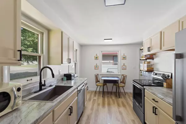 5610 N Oak St, Spokane, WA 99205