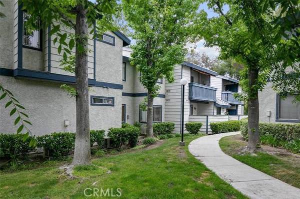 27664 Haskell Canyon RD #K, Saugus, CA 91350