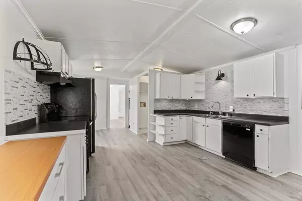 5615 E Oregon Rd, Elk, WA 99009