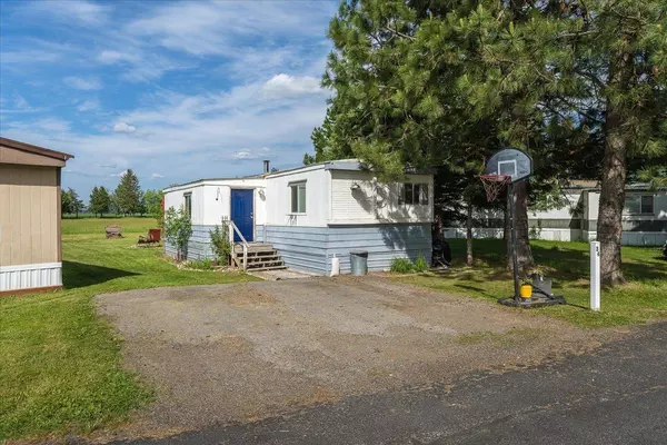 35717 N Spotted Rd, Clayton, WA 99110