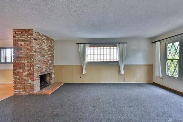 2658 Escondido AVE, San Diego, CA 92123