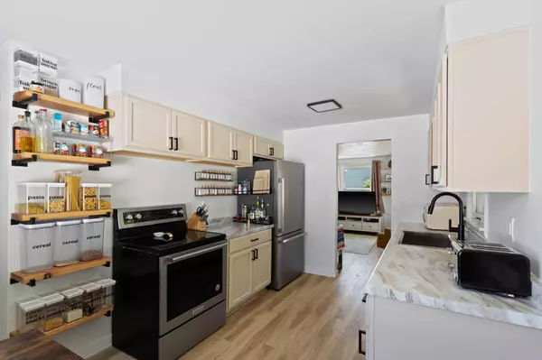 5610 N Oak St, Spokane, WA 99205