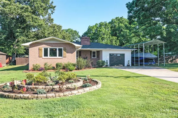 101 Crestwood CT, Kannapolis, NC 28083