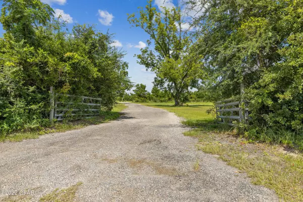 13496 W State Road 20, Altha, FL 32421