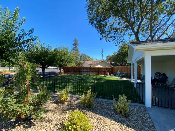 282 Colonial Park DR, Santa Rosa, CA 95403