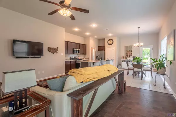 6619 RED ROSE DR, Baton Rouge, LA 70817