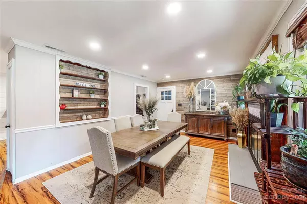 101 Crestwood CT, Kannapolis, NC 28083