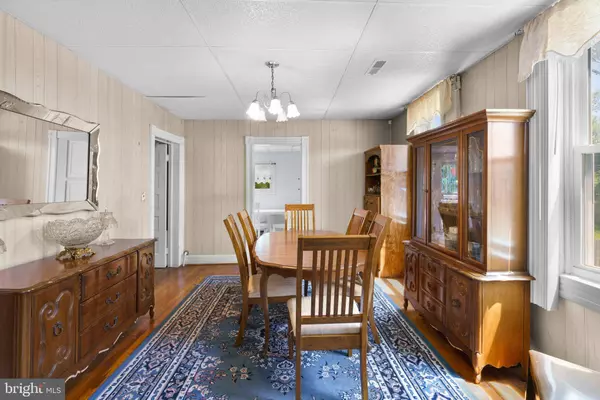 4806 HADDON, Baltimore, MD 21207