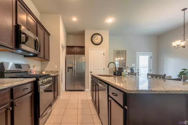 6619 RED ROSE DR, Baton Rouge, LA 70817