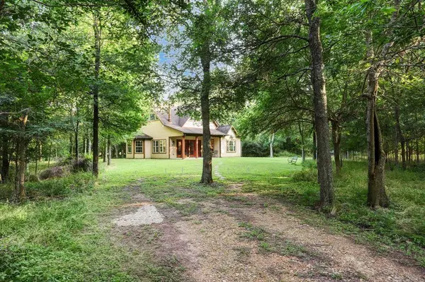 531 Park Rd 38, San Felipe, TX 77474