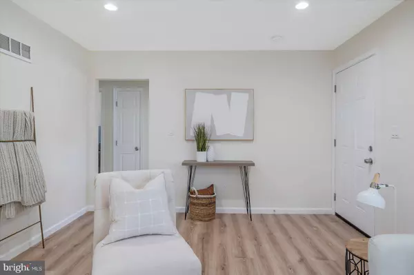 320 CHEDDINGTON RD, Linthicum Heights, MD 21090