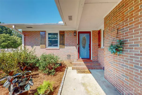 101 Crestwood CT, Kannapolis, NC 28083