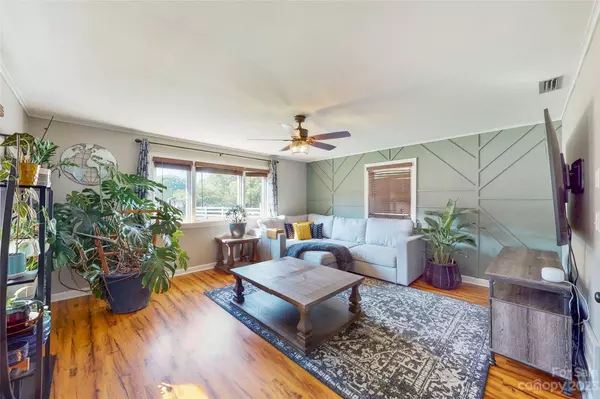 101 Crestwood CT, Kannapolis, NC 28083