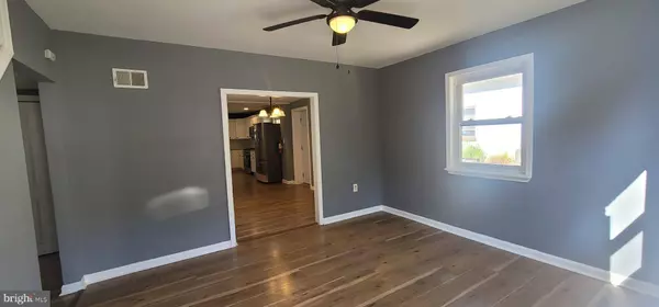 169 SILVER LAKE DR, Clementon, NJ 08021