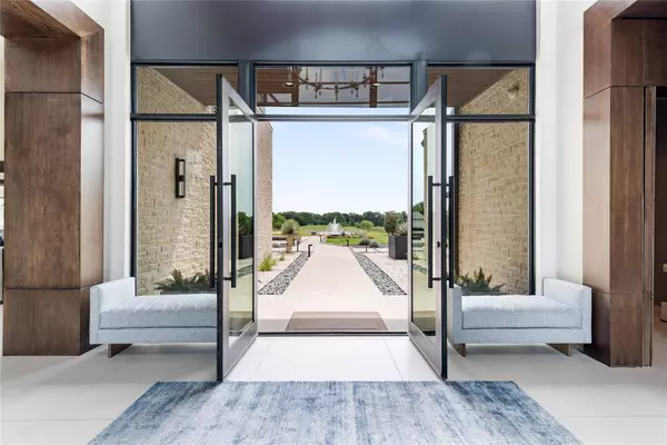 859 S White Chapel Boulevard, Southlake, TX 76092