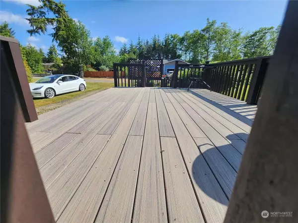 20521 Crane PL, Ocean Park, WA 98640