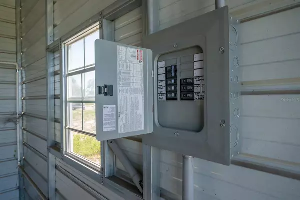 5910 PLYMOUTH SORRENTO RD, Apopka, FL 32712