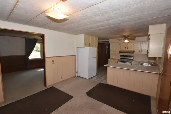 11761 FUELBERTH RD, Pekin, IL 61554