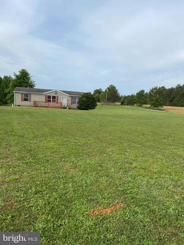 978 FOREST RD, Warsaw, VA 22572