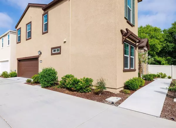 3041 Bernini PL, Roseville, CA 95747