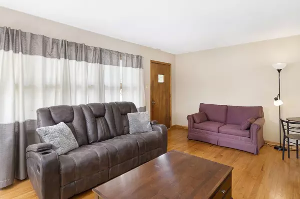 179 N Pamela Drive, Chicago Heights, IL 60411