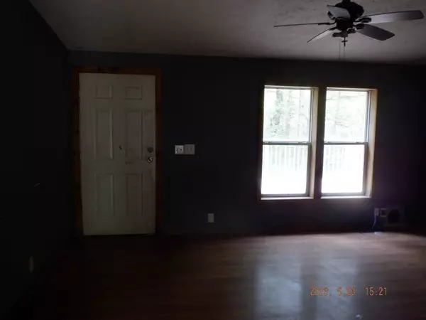 4905 106th Avenue, Grand Junction, MI 49056