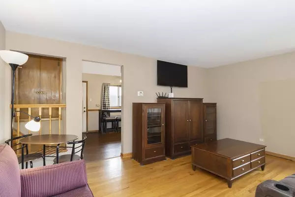 179 N Pamela DR, Chicago Heights, IL 60411