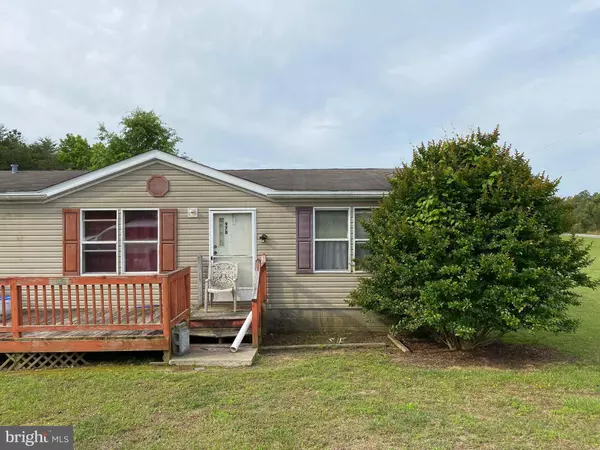 978 FOREST RD, Warsaw, VA 22572