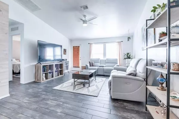 14612 Marbleleaf Drive, Edmond, OK 73013