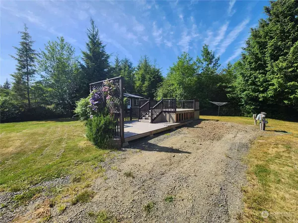 20521 Crane PL, Ocean Park, WA 98640