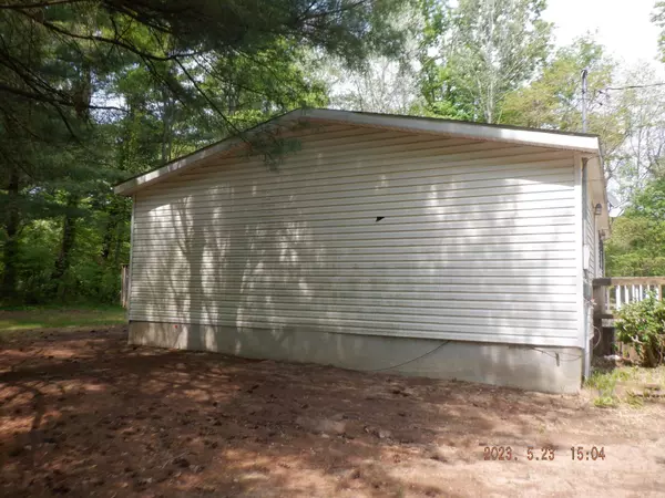 4905 106th Avenue, Grand Junction, MI 49056