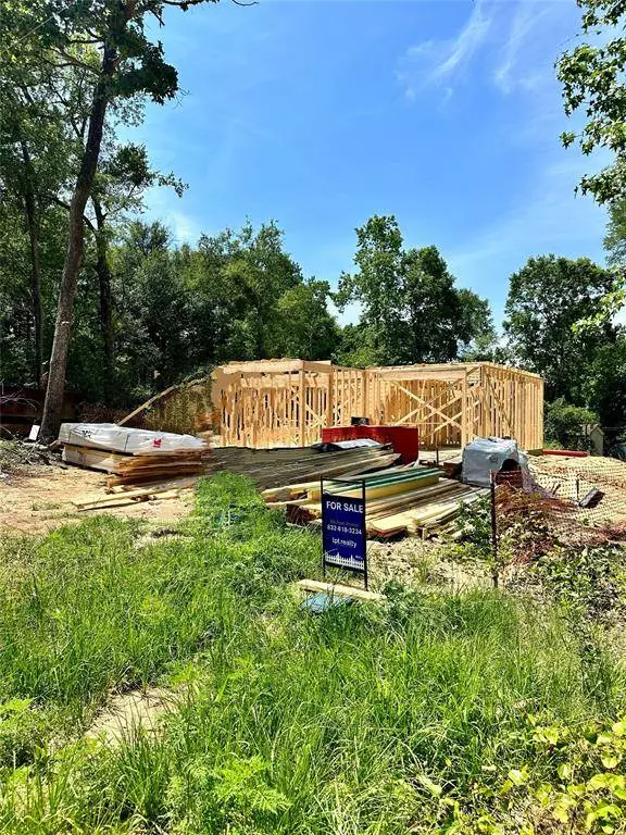 3565 Hickock, Willis, TX 77378