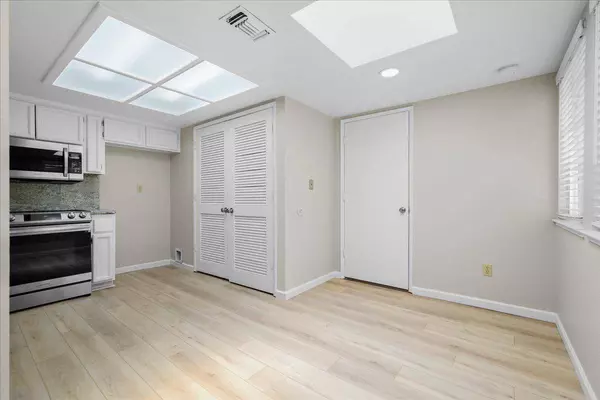 8189 Shane LN, Citrus Heights, CA 95610