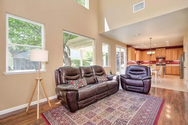 1563 Thurman WAY, Folsom, CA 95630