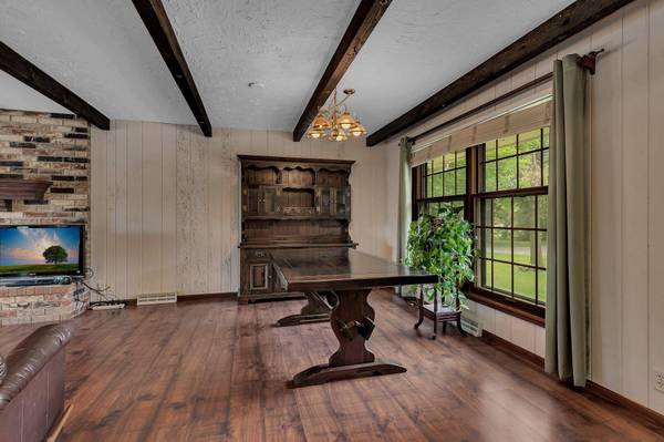 9715 Tamiami TRL, Corcoran, MN 55340