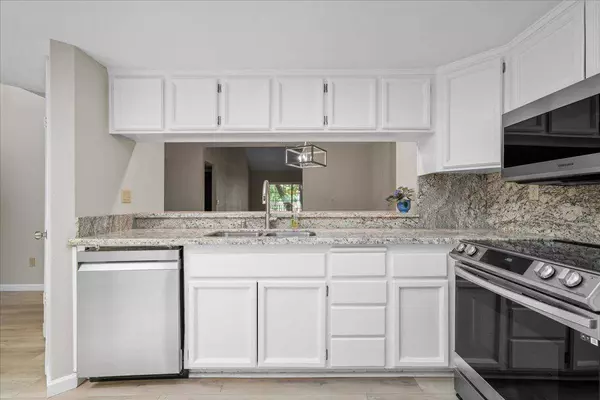 8189 Shane LN, Citrus Heights, CA 95610