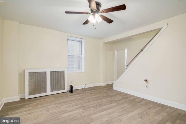 5940 HAZEL AVE, Philadelphia, PA 19143