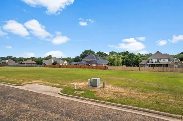 TBD Devonshire, Mount Pleasant, TX 75455