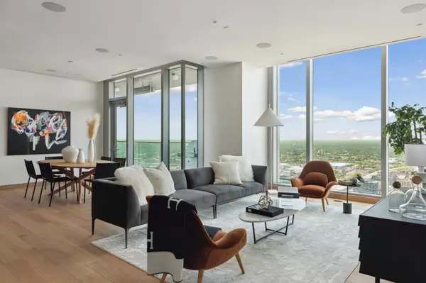 255 Hennepin Avenue #3204, Minneapolis, MN 55401