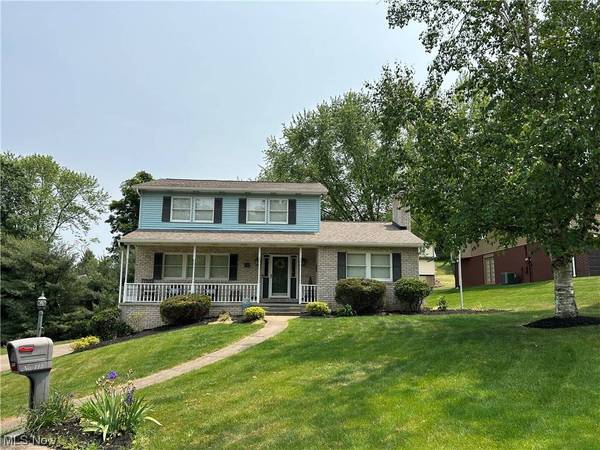 112 Beckett CT, St. Clairsville, OH 43950