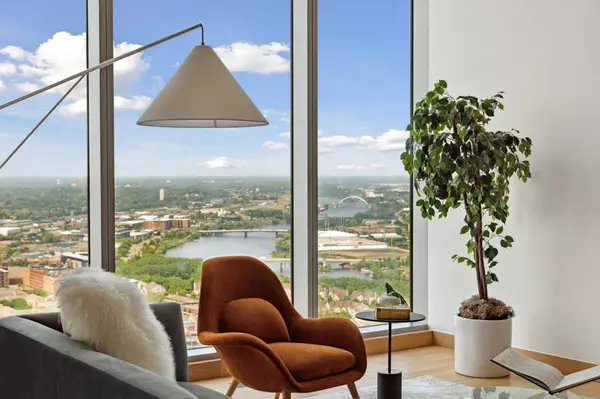 255 Hennepin Avenue #3204, Minneapolis, MN 55401