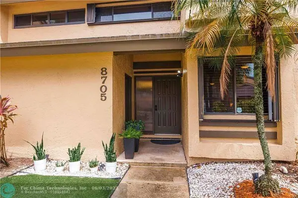 8705 Cleary Blvd  #8705, Plantation, FL 33324